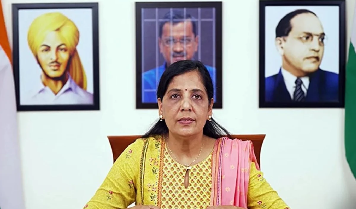 CM केजरीवाल को नहीं मिली राहत, पत्‍नी सुनीता को ट्रायल कोर्ट ने मेडिकल बोर्ड के साथ केजरीवाल के परामर्श के दौरान मौजूद रहने की इजाजत देने से किया इनकार