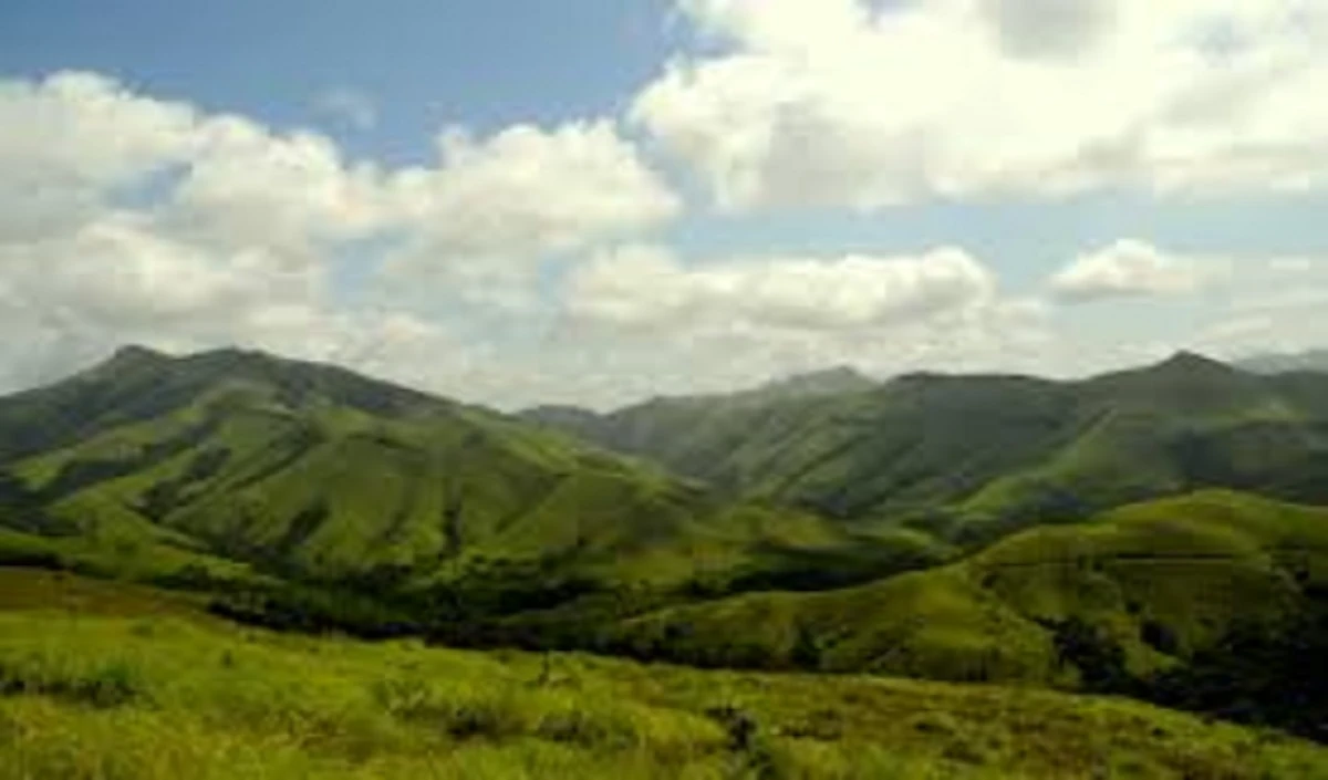 Kudremukh National Park: मानसून में किसी जन्नत से कम नहीं लगता कुद्रेमुख नेशनल पार्क, कैसे पहुंचें और जानें इसकी खासियत