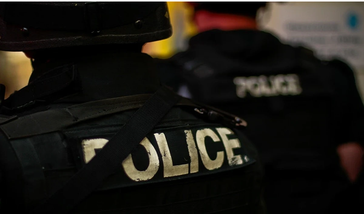 Maharashtra : ठाणे में बिल्डर से जबरन वसूली के आरोप में पांच लोगों के खिलाफ मामला दर्ज