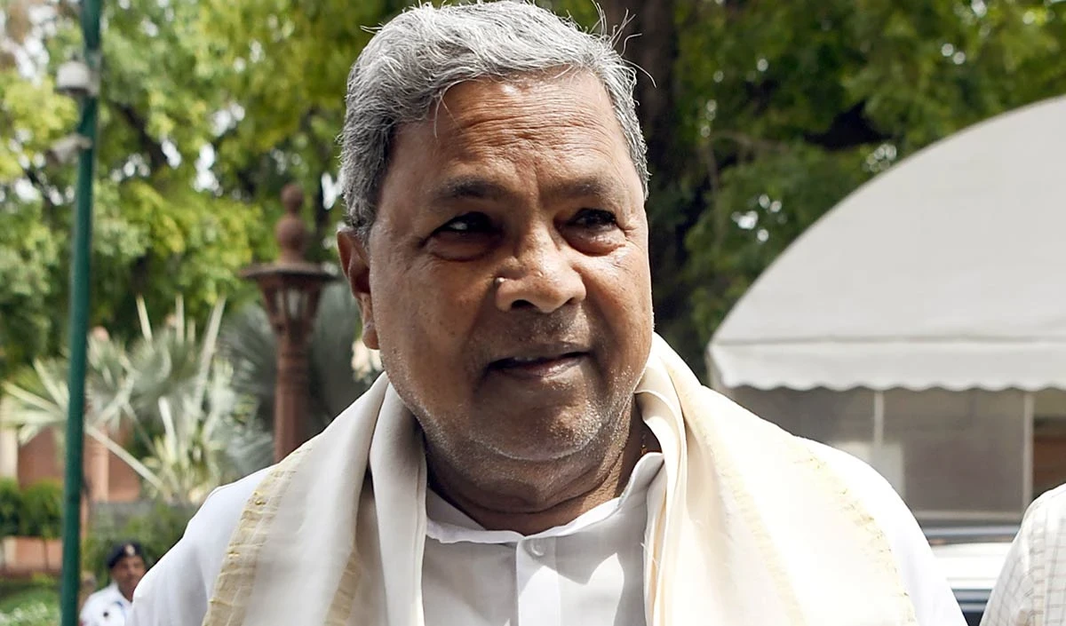 वाल्मीकि निगम घोटाले में कुछ लोगों का नाम लेने के लिए नागेंद्र पर दबाव बना रही ईडी: Siddaramaiah