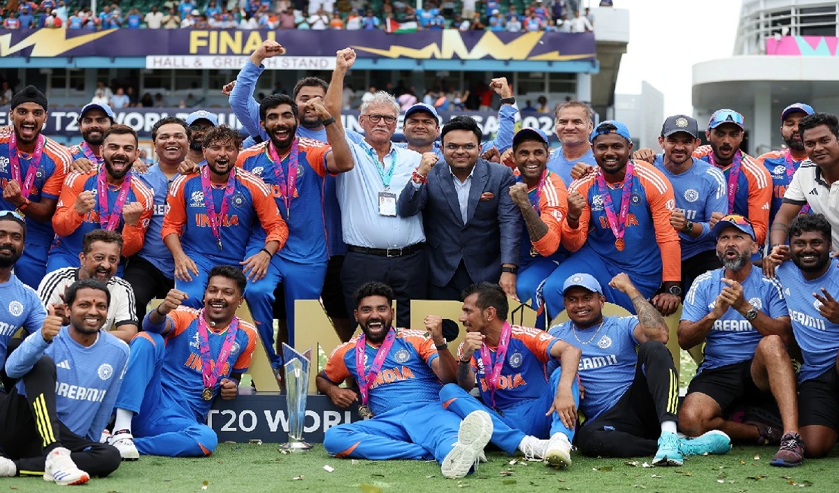 Team India Victory Parade Live Streaming: घर बैठे टीम इंडिया की विक्ट्री परेड का उठाना चाहते हैं लुत्फ, यहां देखें लाइव स्ट्रीमिंग से जुड़ी पूरी जानकारी
