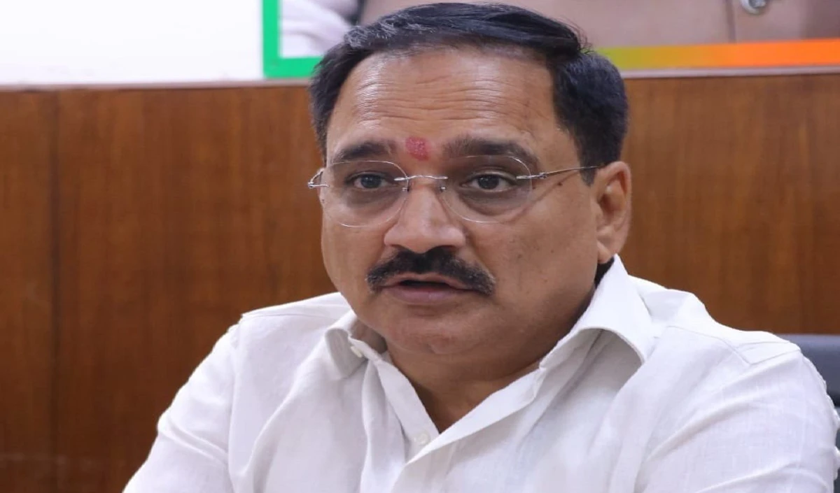 मनीष सिसोदिया और आतिशी ने दिल्ली की स्कूल शिक्षा प्रणाली को बुरी तरह क्षतिग्रस्त कर दिया है – वीरेंद्र सचदेवा