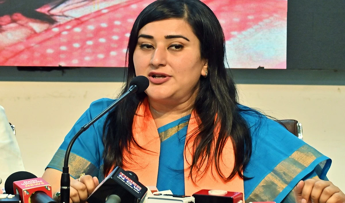 Delhi: बांसुरी स्वराज हाईकोर्ट ने जारी किया नोटिस, चार हफ्ते में मांगा जवाब, जानें क्या है पूरा मामला