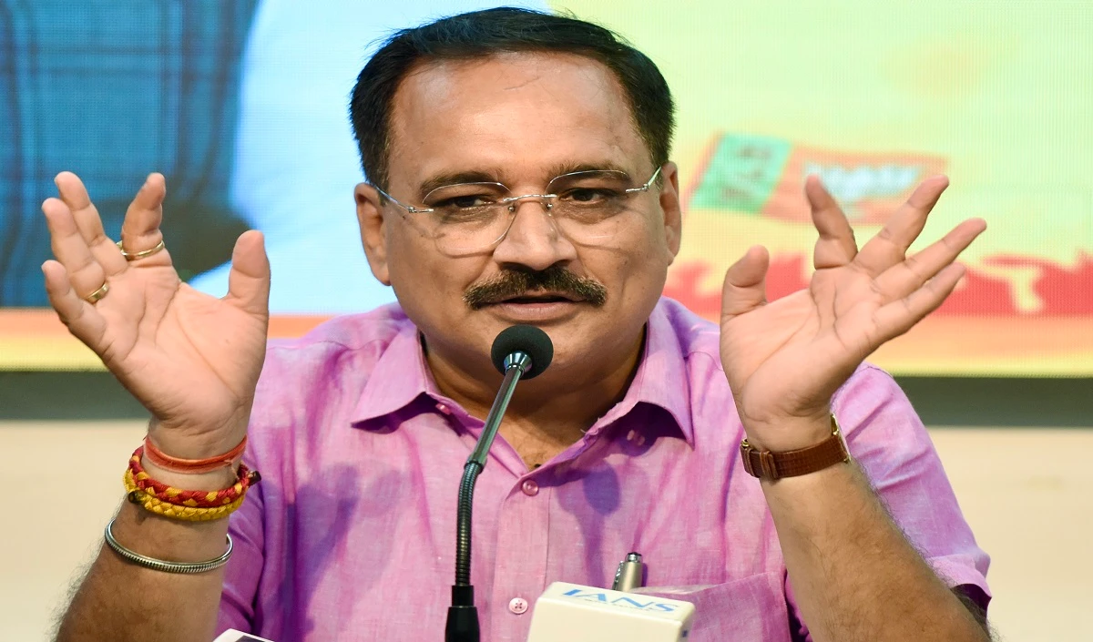 केजरीवाल पर भाजपा का आरोप, स्वाधीनता दिवस की गरिमा को किया तार-तार, स्वाति मालीवाल मामले में भी घेरा
