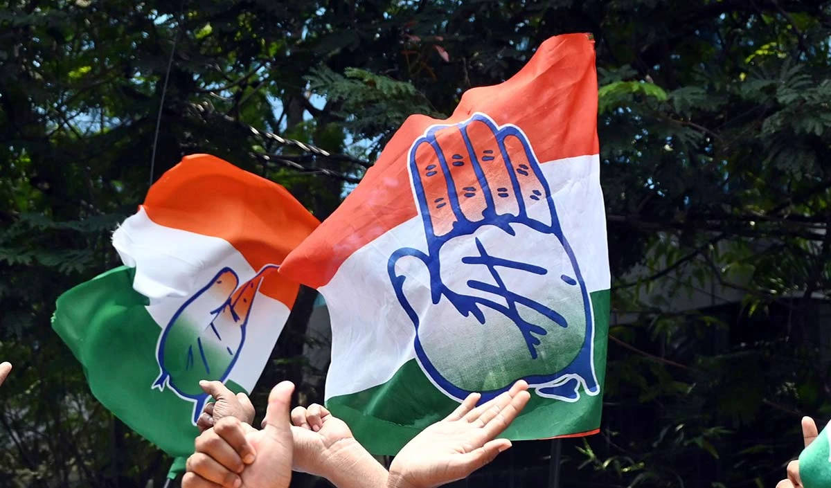 समाजवादी पार्टी से संबंध न हों खराब इसलिये कांग्रेस ने टाली लखनऊ रैली