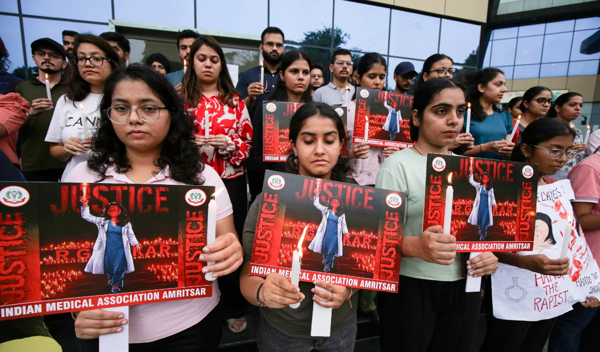 Kolkata rape-murder:दिल्ली में हड़ताल पर बैठे डॉक्टरों का ऐलान, स्वास्थ्य मंत्रालय के बाहर सड़क पर चलाएंगे OPD