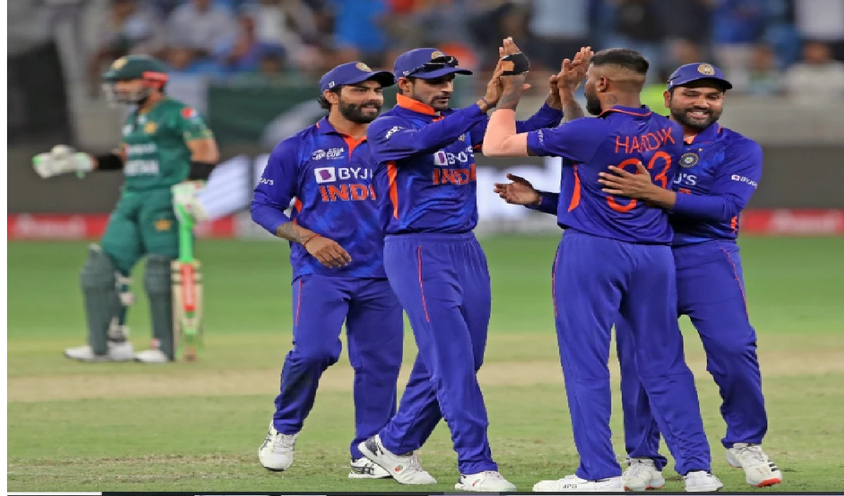 चैंपियंस ट्रॉफी के लिए भारतीय टीम का पाकिस्तान जाना तय! इस पूर्व पाकिस्तान खिलाड़ी ने किया दावा