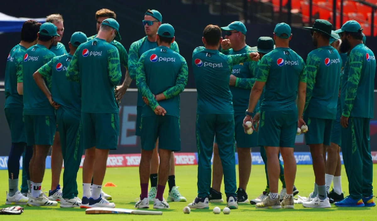 PAK vs BAN Test Series: पाकिस्तान क्रिकेट बोर्ड का बना मजाक, पाकिस्तान बनाम पाकिस्तान मैच की टिकट की कीमत सुन नहीं रोक पाएंगे हंसी