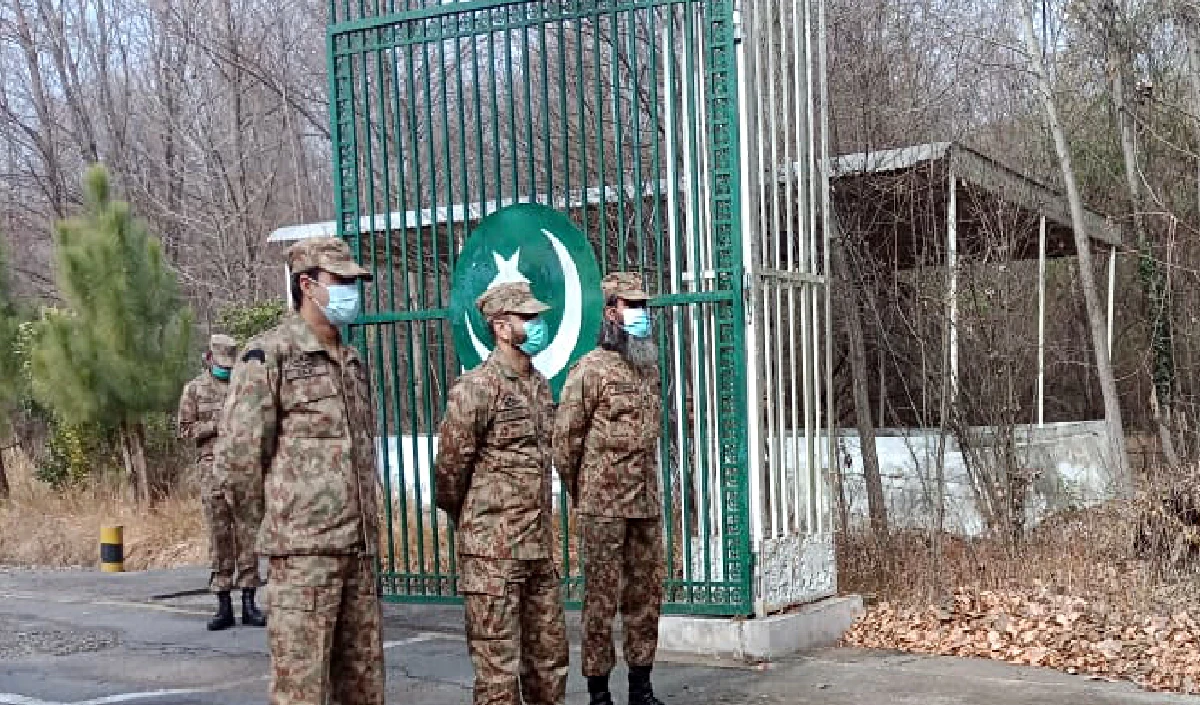 Pakistan में आपस में ही भिड़ गए सेना और ISI? फैज़ हमीद के कोर्ट मार्शल की तैयारी