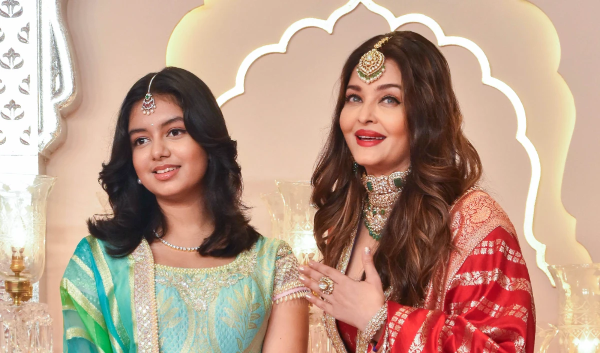 ‘हर जगह अपनी मां के साथ क्यो रहती हो आराध्या…’ रिपोर्टर के सवाल पर Aishwarya Rai Bachchan का जवाब, बंद हो गया मीडिया का मुंह!