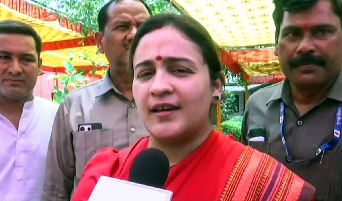 संशय खत्म : राज्य महिला आयोग के उपाध्यक्ष पद का कार्यभार संभालेंगी Aparna Yadav