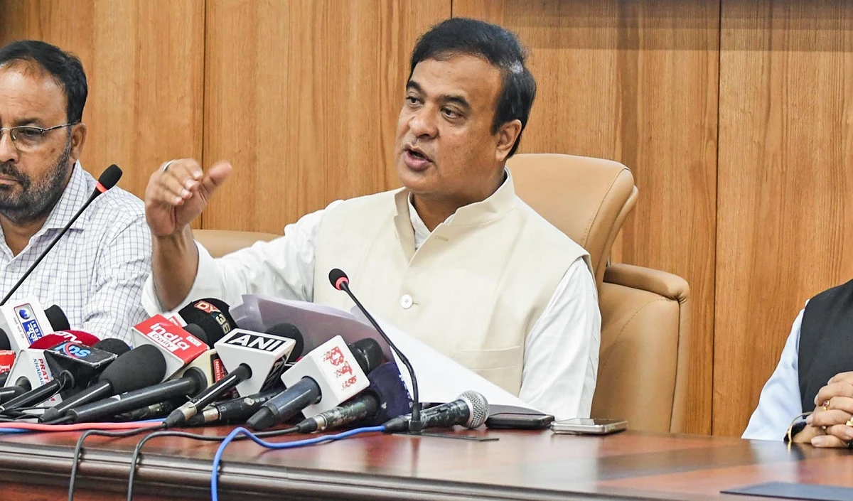 ‘NRC के बिना असम में नहीं बनेगा आधार कार्ड’, हिमंत बिस्वा सरमा का बड़ा ऐलान