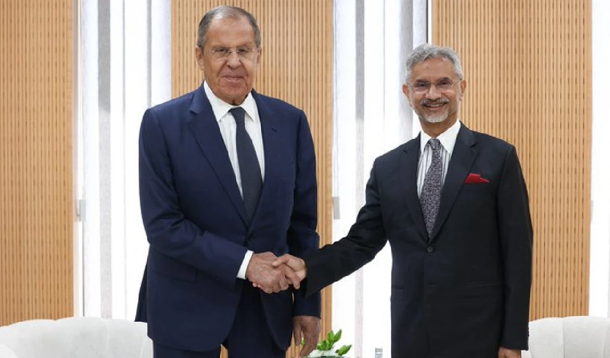 Russia-Ukraine war: शांति के लिए भारत ने बढ़ाए कदम, रियाद में रूसी विदेश मंत्री से एस जयशंकर ने की मुलाकात