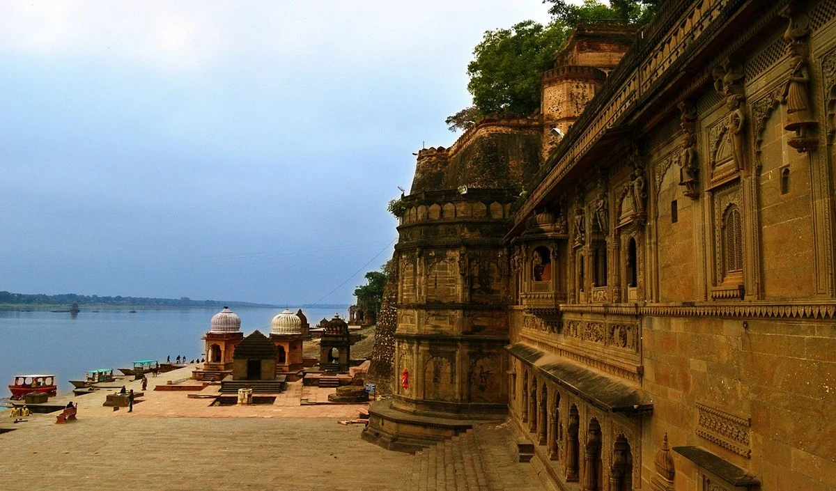 Madhya Pradesh Travel: मध्य प्रदेश की इन शानदार जगह को मानसून में जरूर करें एक्सप्लोर, देखने को मिलेंगे व्हाइट टाइगर