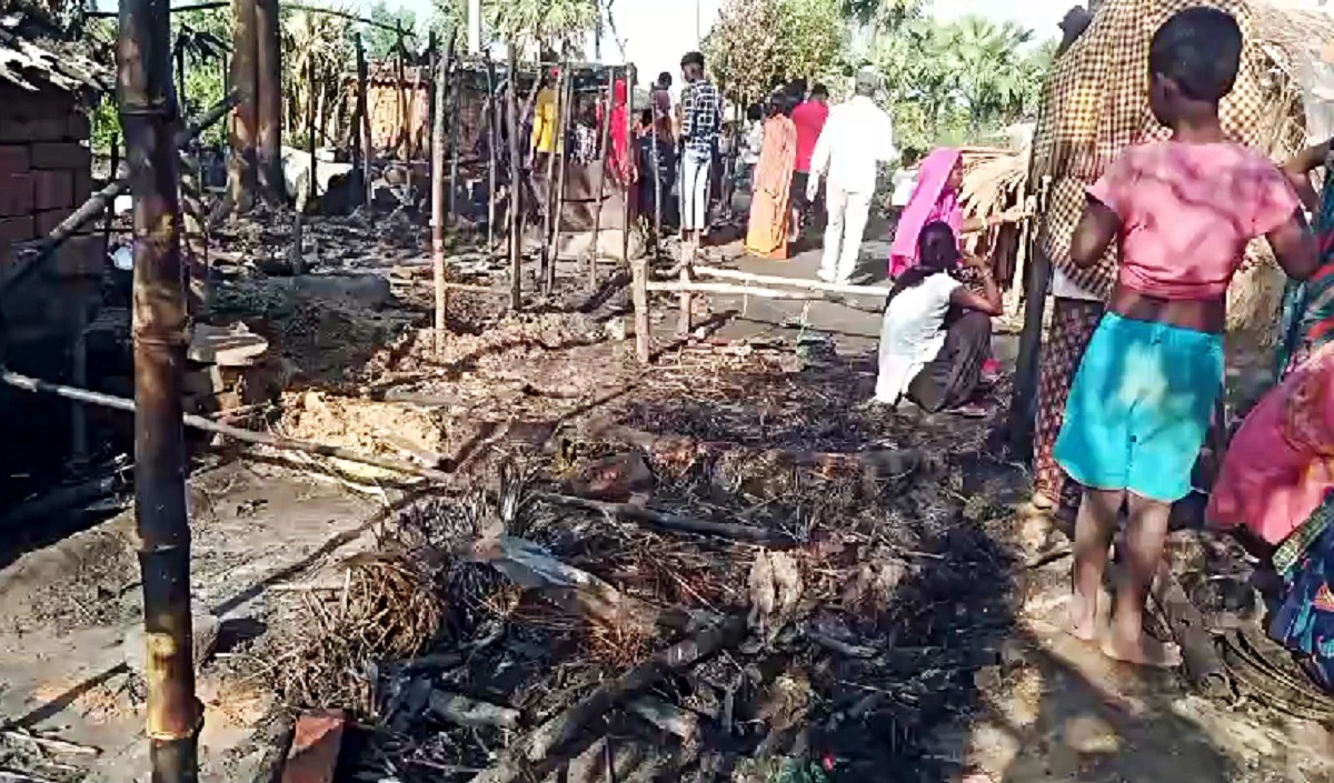 Nawada Fire: CM Nitish के निर्देश के बाद पुसिल का एक्शन, 16 लोगों को किया गिरफ्तार, पीड़ितों के लिए मुआवजे की मांग
