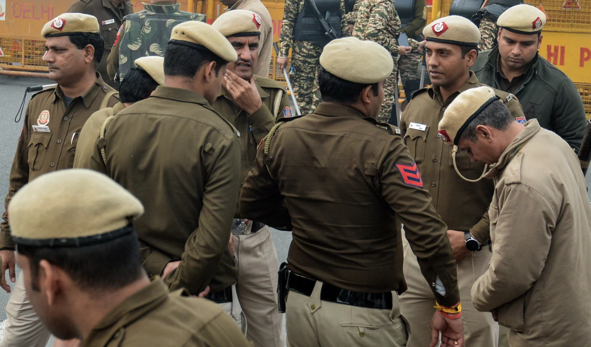 Uttar Pradesh के मदरसे में 100 रुपये के नकली नोटों के रैकेट का भंडाफोड़, प्रिंसिपल और 3 अन्य गिरफ्तार