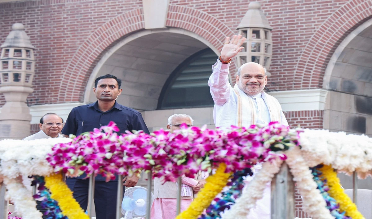 TMC ने अमित शाह के खिलाफ की शिकायत, जानें क्या लगाया आरोप
