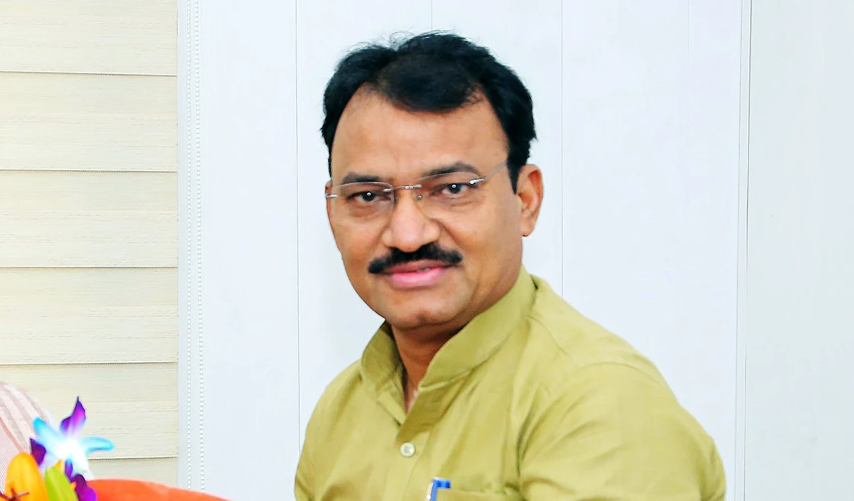 राजस्थान के उपमुख्यमंत्री Bairwa के बेटे पर यातायात नियमों के उल्लंघन के लिए 7,000 का जुर्माना