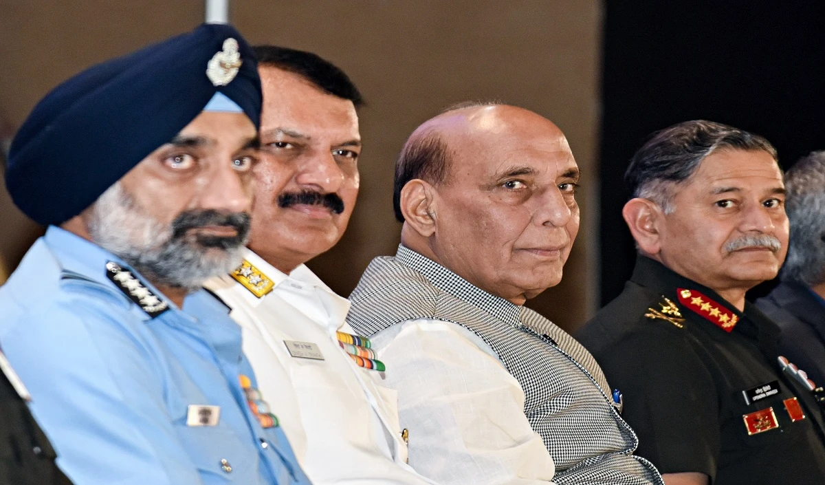 लद्दाख का मामला सुलझने के बाद अब रक्षा मंत्री की तवांग में सैनिकों के साथ मनाएंगे दिवाली, आर्मी चीफ भी रहेंगे मौजूद
