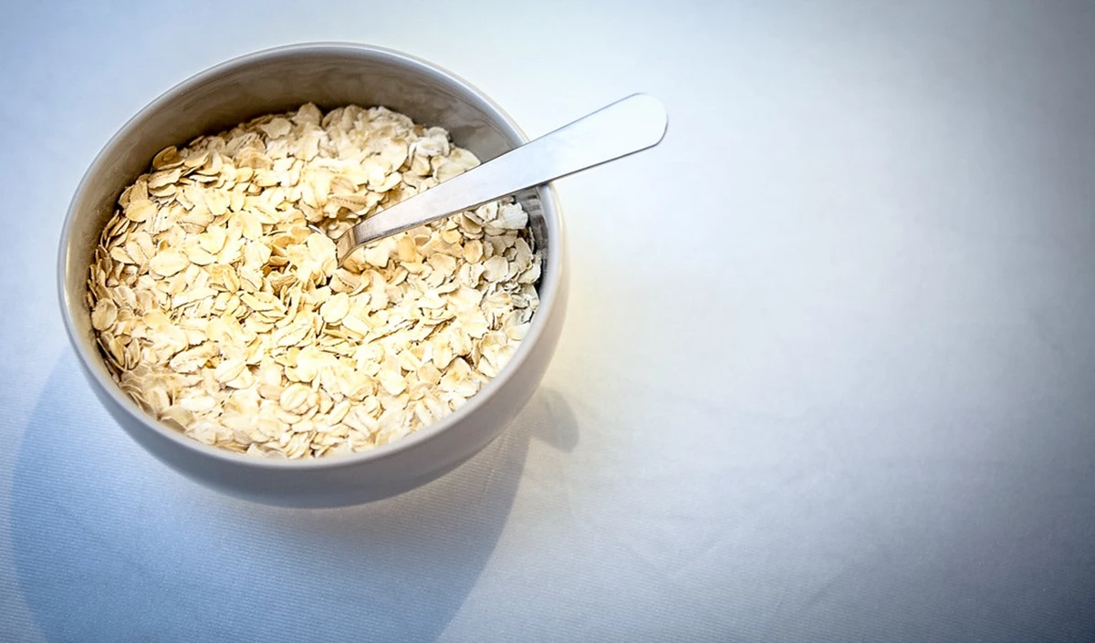 Oats Benefits: हार्ट का रखना चाहते हैं ख्याल तो डाइट में शामिल करें ओट्स, जानिए इसके फायदे