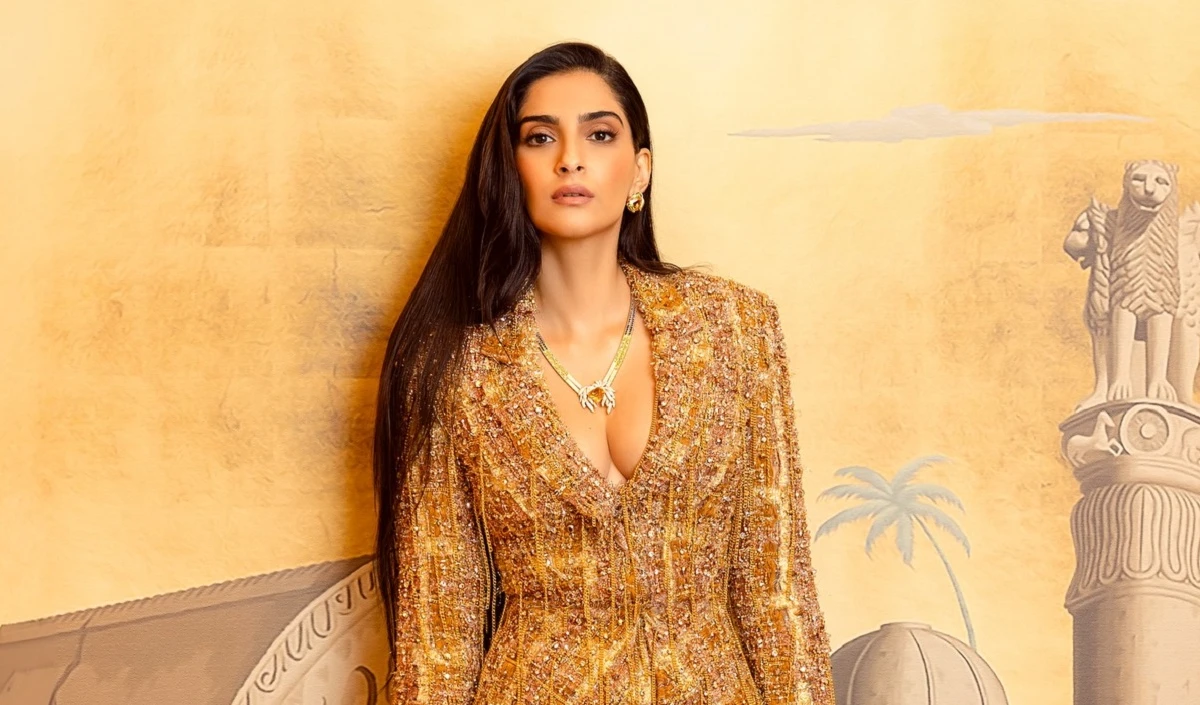 Dior की नयी ब्रांड एम्बेसडर बनीं Sonam Kapoor