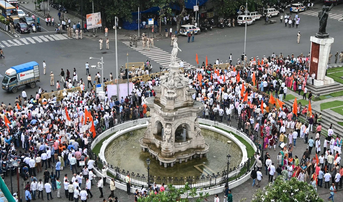 शिवाजी प्रतिमा ढहने का मामला, बॉम्बे हाई कोर्ट ने दी चेतन पाटिल को जमानत