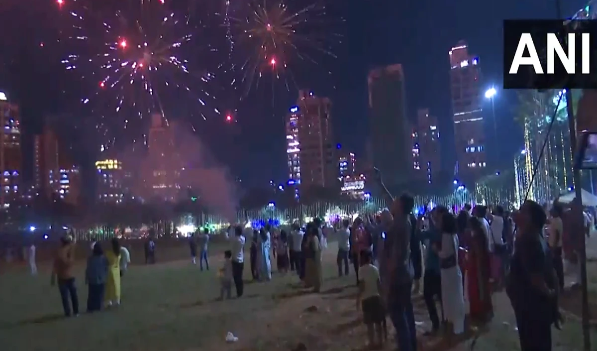 Diwali 2024: देशभर में दिवाली की धूम, जगमग हुआ सारा नजारा, जले खुशियों के दीप, पटाखों की धूम