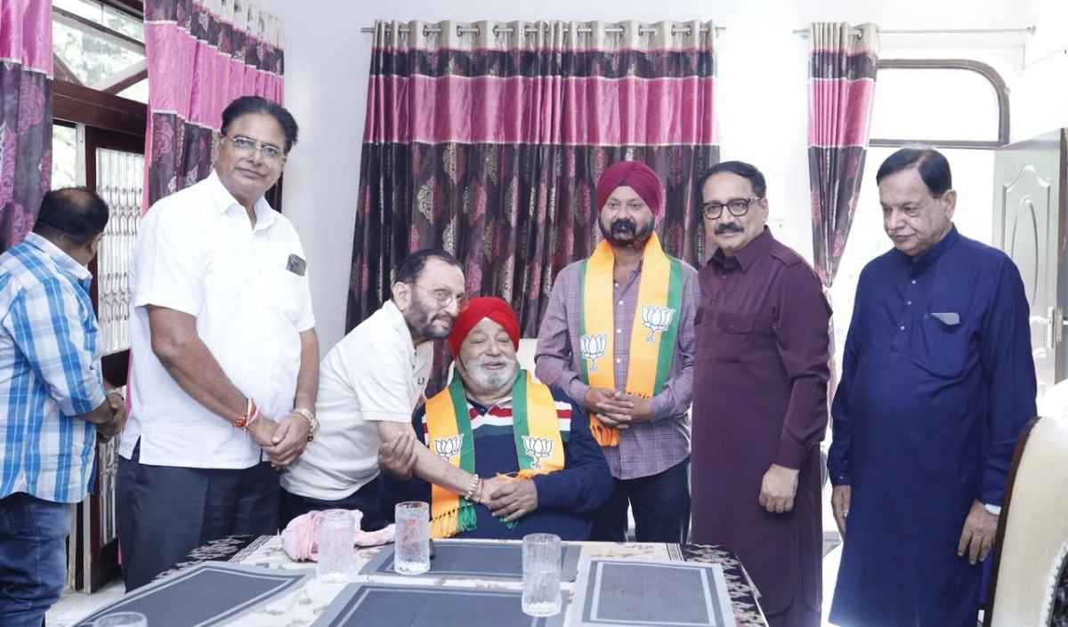 AAP को झटका, सीनियर नेता Sardar Harsharan Singh Balli ने छोड़ी पार्टी, बेटे के साथ भाजपा में हुए शामिल