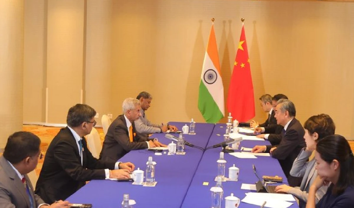 Brazil में भारत-चीन की सुपर सीक्रेट मीटिंग, बॉर्डर डील के बाद चीन के विदेश मंत्री से मिले जयशंकर