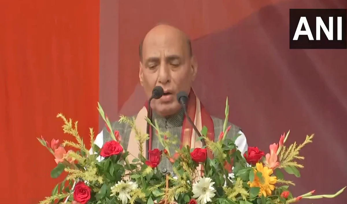 ‘झारखंड में तेज़ी से फैल रहा सांप्रदायिकता का ज़हर’, Rajnath Singh बोले- जातिगत आरक्षण के नाम पर गुमराह रही कांग्रेस