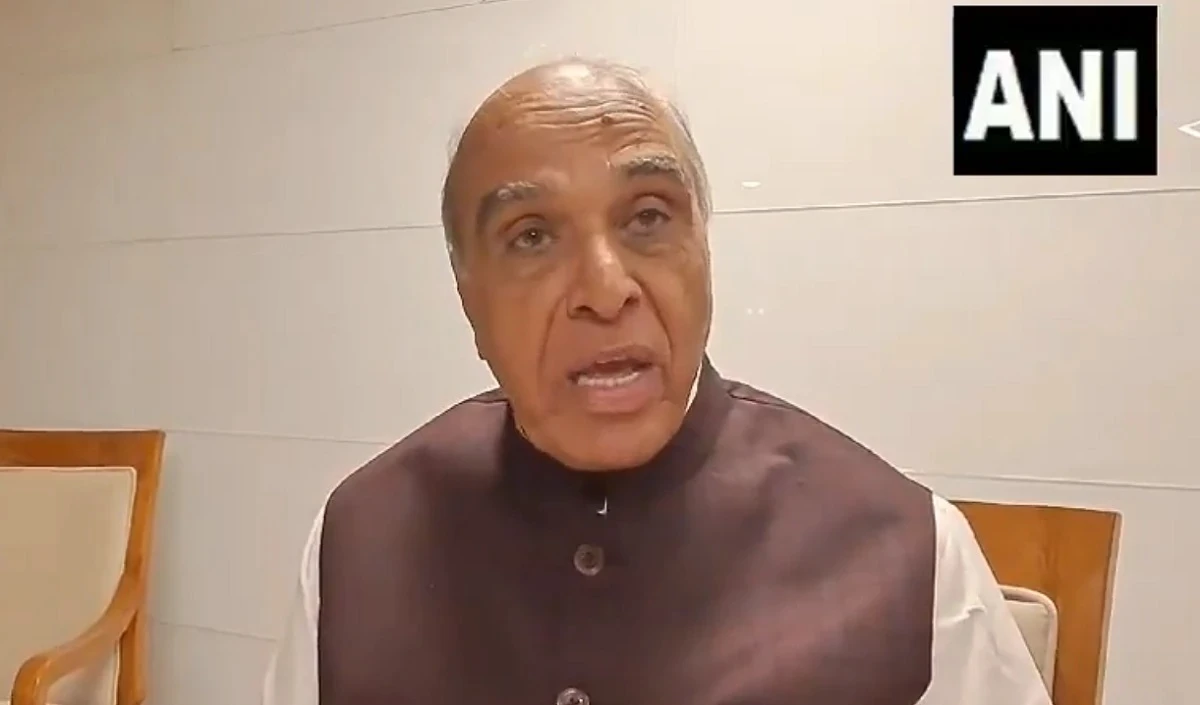 Waqf Bill: हुबली में प्रदर्शनकारी किसानों के साथ JPC चेयरपर्सन ने की मुलाकात, मच गया बवाल