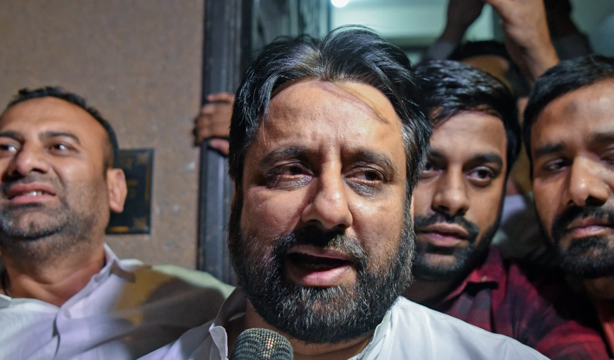 जानिए कौन हैं ओखला विधानसभा सीट से विधायक Amanatullah Khan, शाहीन बाग आंदोलन में बढ़-चढ़कर लिया था भाग