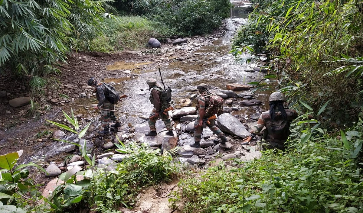 Bangladesh पर किसने किया बहुत बड़ा हमला, 271 किलोमीटर की सीमा पर कब्जा, चौंक गया भारत