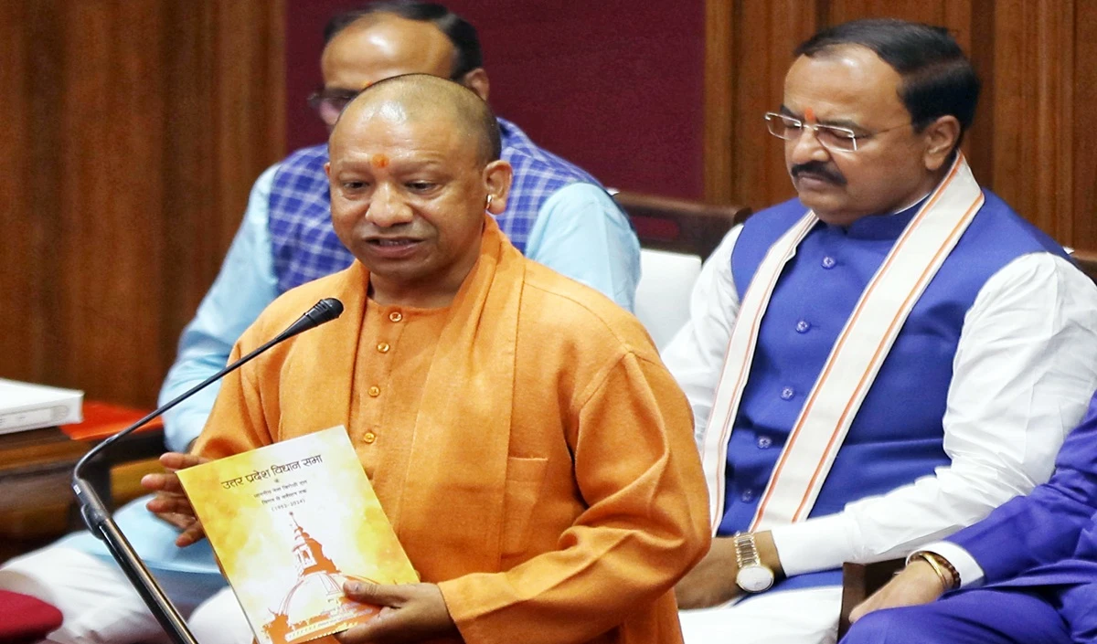 योगी ने सपा विधायकों को दिखाया आईना, CM ने विधानसभा में बताया- कैसे डबल इंजन सरकार ने Uttar Pradesh की बदल कर रख दी पहचान