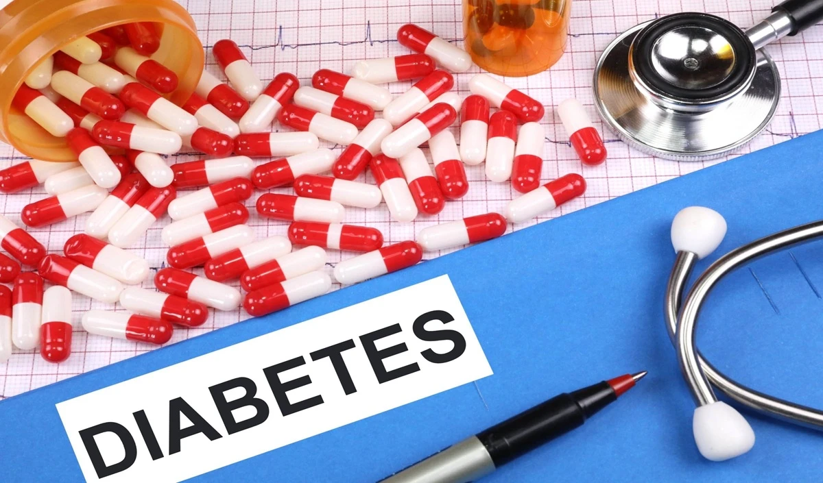 Impact of Sleep on Diabetes: ब्लड शुगर लेवल को मैनेज करने के लिए दोपहर के खाने के बाद न सोएं, जानिए क्या है एक्सपर्ट की राय