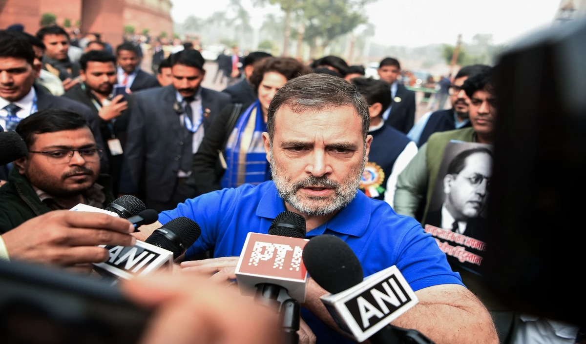 किसी हथियार की अनुमति नहीं, संसद में हाथापाई के दौरान चूक से CISF का इनकार