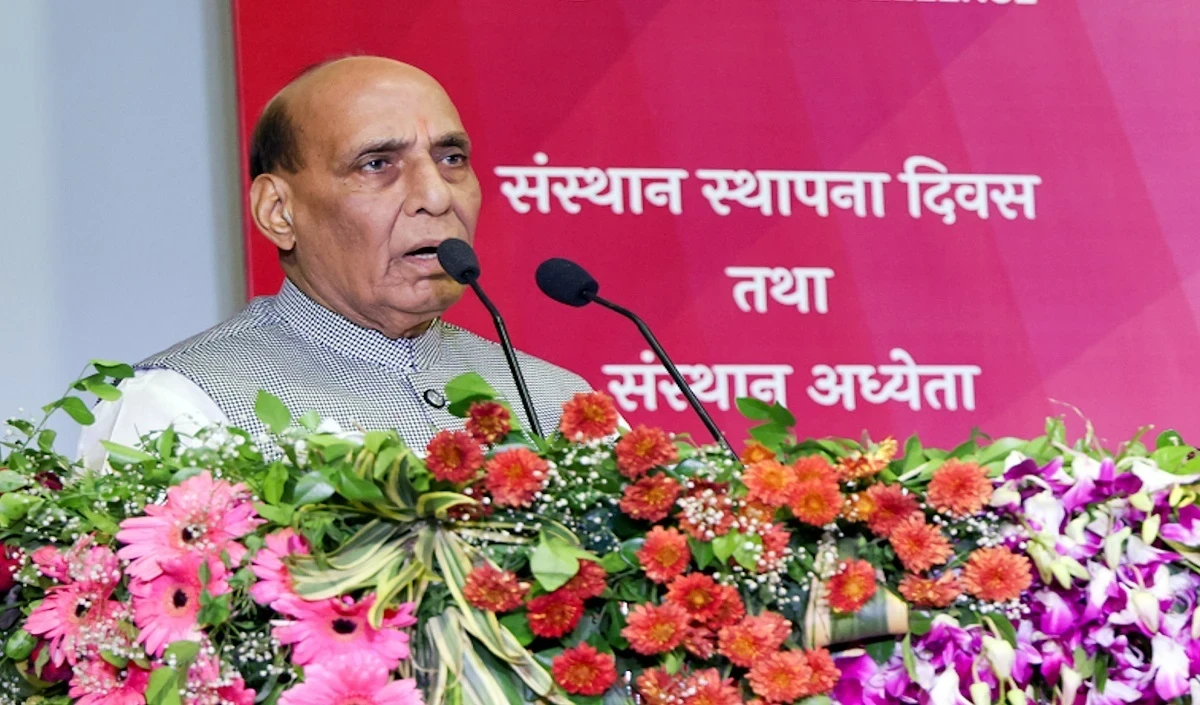 भारत का रक्षा निर्यात एक दशक में 21 हजार करोड़ रुपये को पार कर गया: Rajnath Singh