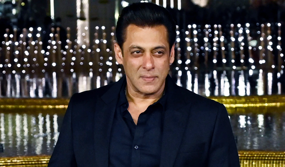 Salman Khan Birthday Special | जब सलमान खान ने पर्दे पर पुलिस अधिकारी की भूमिका निभाई और छा गये भाईजान, ये हैं 5 फिल्में