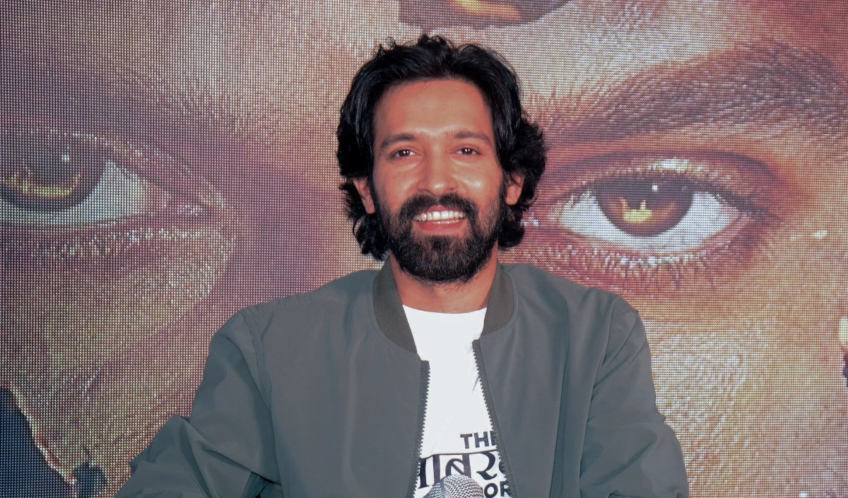 Vikrant Massey ने अपने ‘रिटायरमेंट’ पोस्ट पर स्पष्टीकरण जारी किया, दावा किया कि लोगों ने उनकी घोषणा को ‘गलत’ समझा