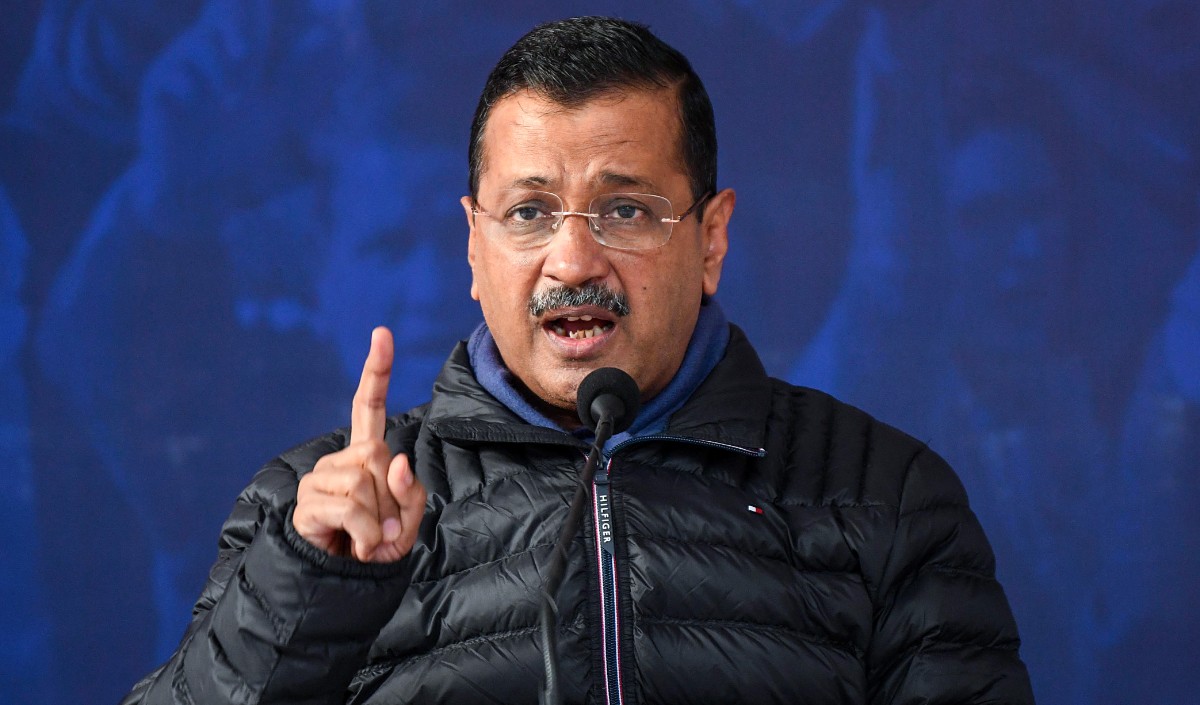दिल्ली चुनाव से पहले अरविंद केजरीवाल ने पीएम मोदी से कहा, ‘छात्रों के लिए मेट्रो किराए में 50% कटौती की जरूरत है’