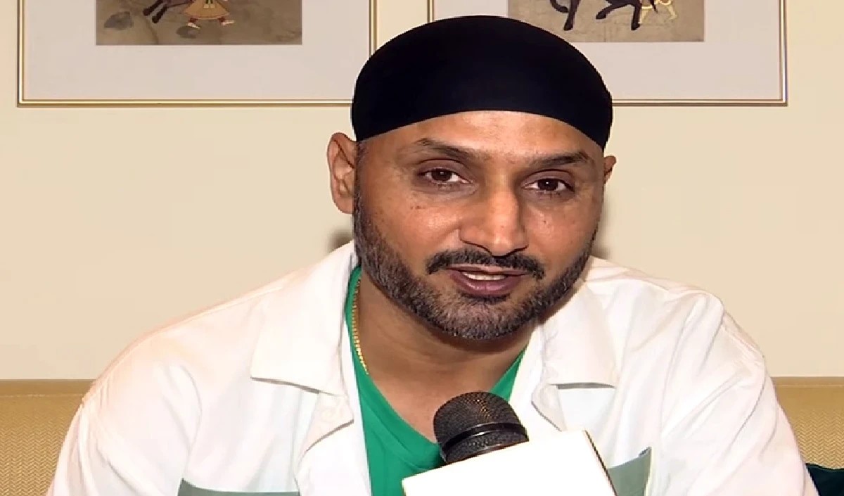 सुपरस्टार कल्चर से आगे नहीं बढ पा रही टीम, प्रदर्शन आधारित चयन हो : Harbhajan