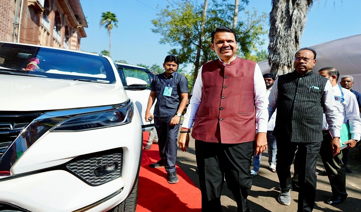 महाराष्ट्र को जल्द ही मिलेंगे 200 से अधिक फ्लाईओवर-अंडरपास, CM फडणवीस ने की बड़ी घोषणा