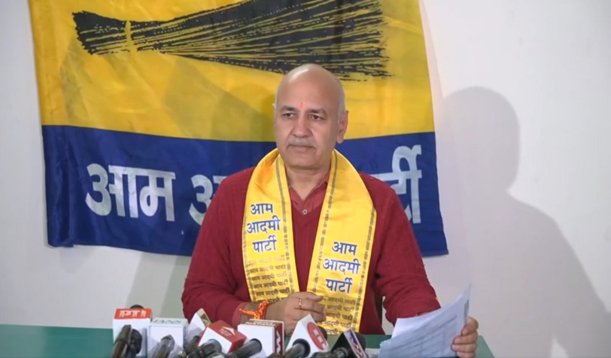 दिल्ली में चुनाव हार रही है बीजेपी, मनीष सिसोदिया बोले- अमित शाह की भाषा और घोषणा देखकर ऐसा ही लग रहा