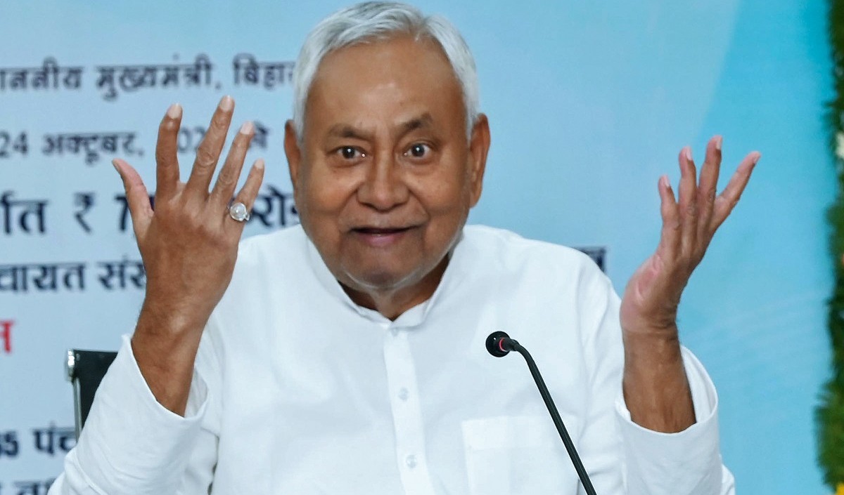 Nitish Kumar ने की राजद की आलोचना, कहा- गलती से किया था गठबंधन
