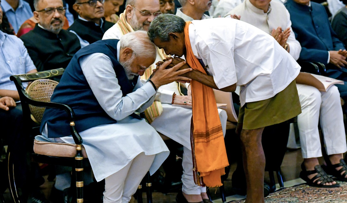 कुवैत की योगा ट्रेनर, भक्ति गायक भेरू सिंह चौहान… पद्म पुरस्कारों का ऐलान, देखें लिस्ट में किसके-किसके नाम