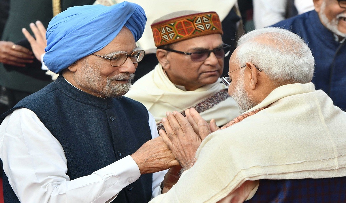 दिवाली समारोह के लिए पीएम मोदी, मनमोहन सिंह ने कभी नहीं किया सार्वजनिक धन का उपयोग, RTI में हुआ खुलासा