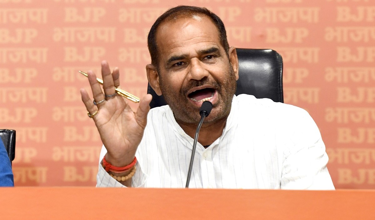 Priyanka Gandhi पर दिए गए विवादित बयान पर Ramesh Bidhuri ने दी सफाई, माफी भी मांगी