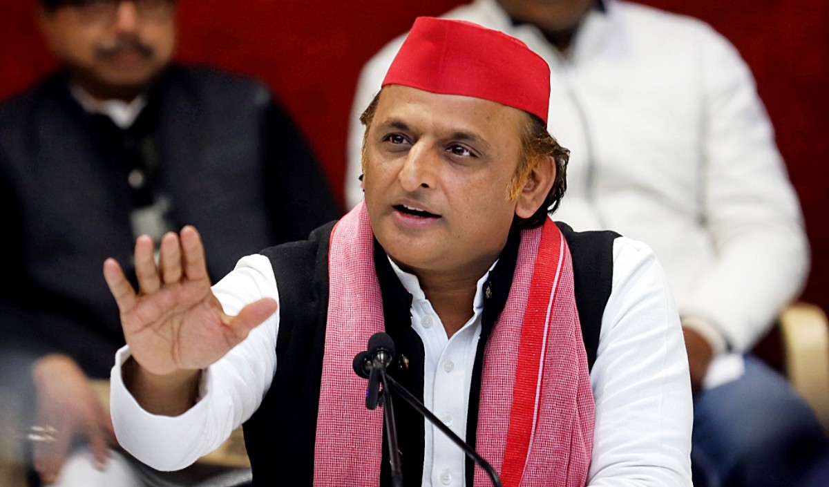 Akhilesh Yadav ने Donald Trump के दावों को लेकर BJP की ‘डबल इंजन’ सरकारों पर किया कटाक्ष
