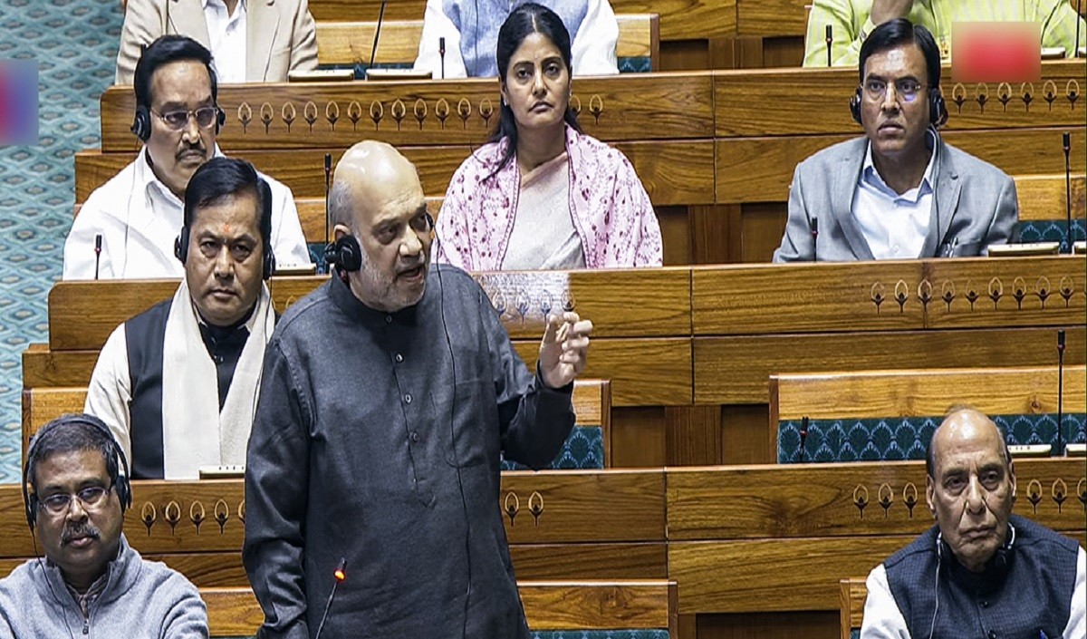 Sansad Diary: विपक्ष के हंगामें के बीच Amit Shah ने क्यों कहा, जो जोड़ना चाहें, जोड़ सकते हैं