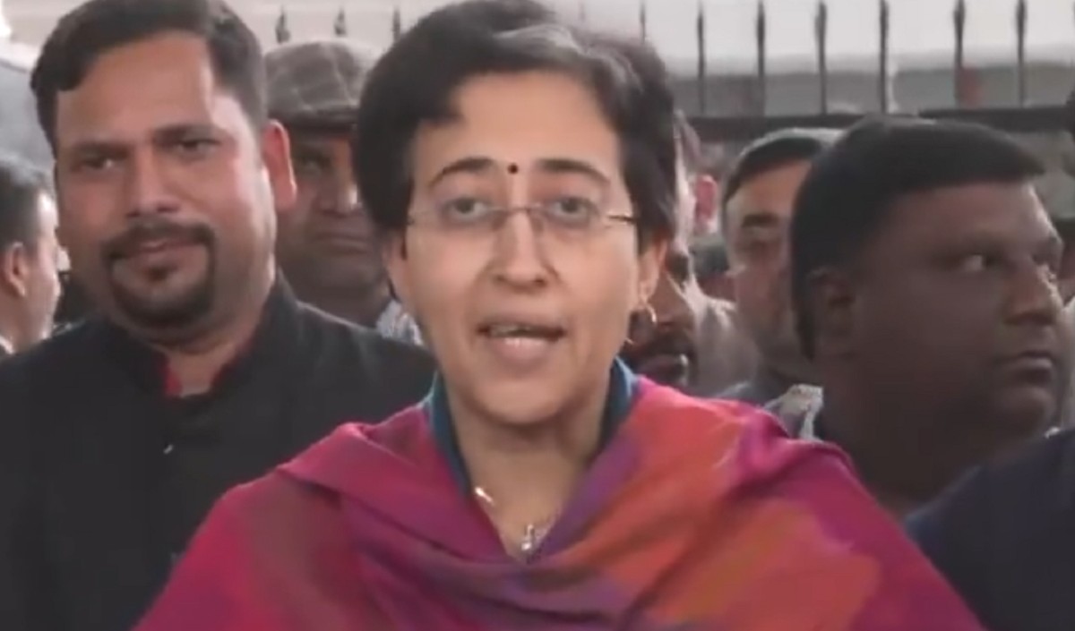AAP निभाएगी मजबूत विपक्ष की भूमिका, अरविंद केजरीवाल के साथ बैठक के बाद बोलीं Atishi